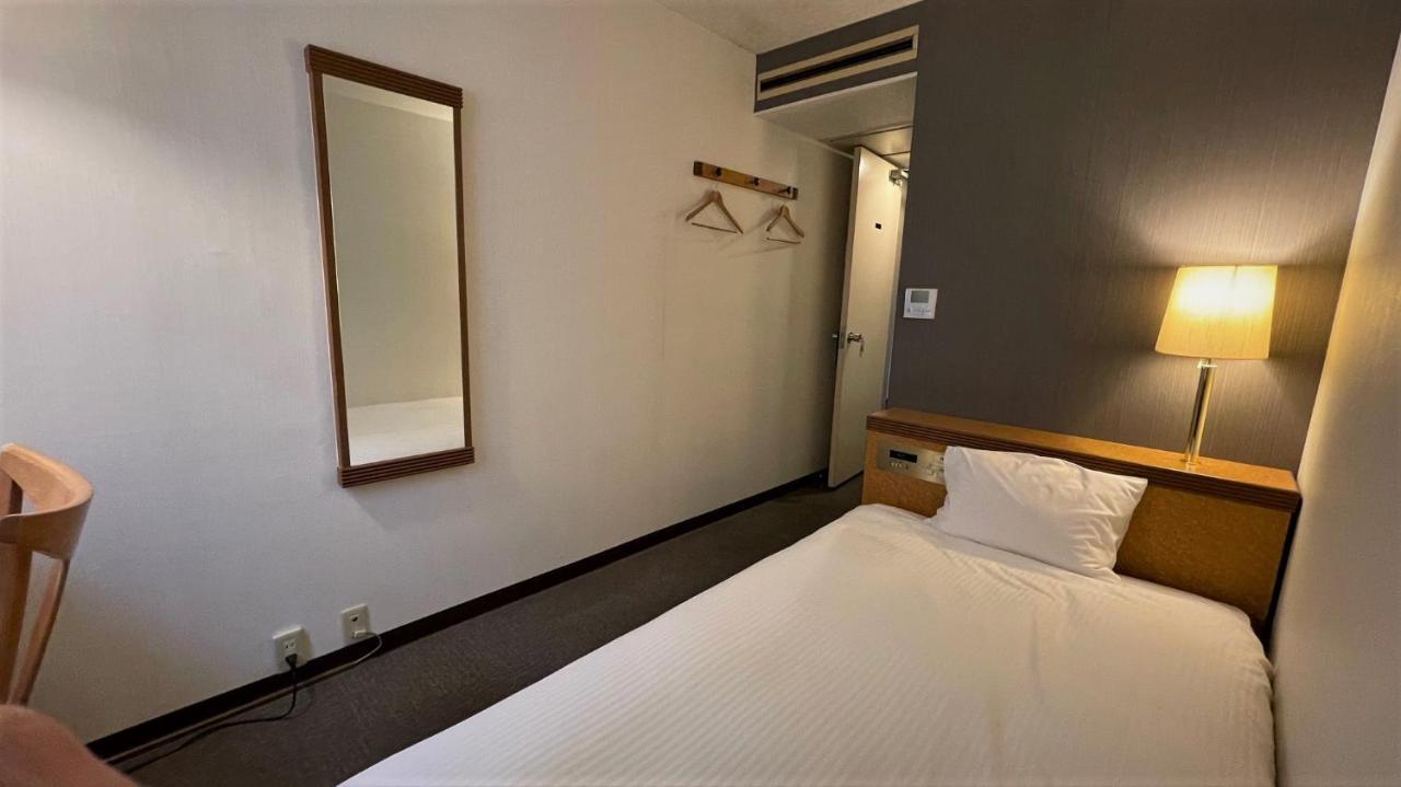 Ueno Terminal Hotel 2*