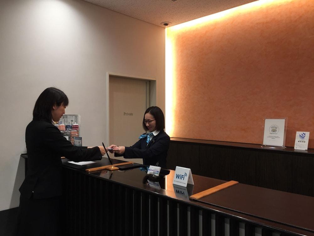 Sotetsu Fresa Ochanomizu Jimbocho Tokyo