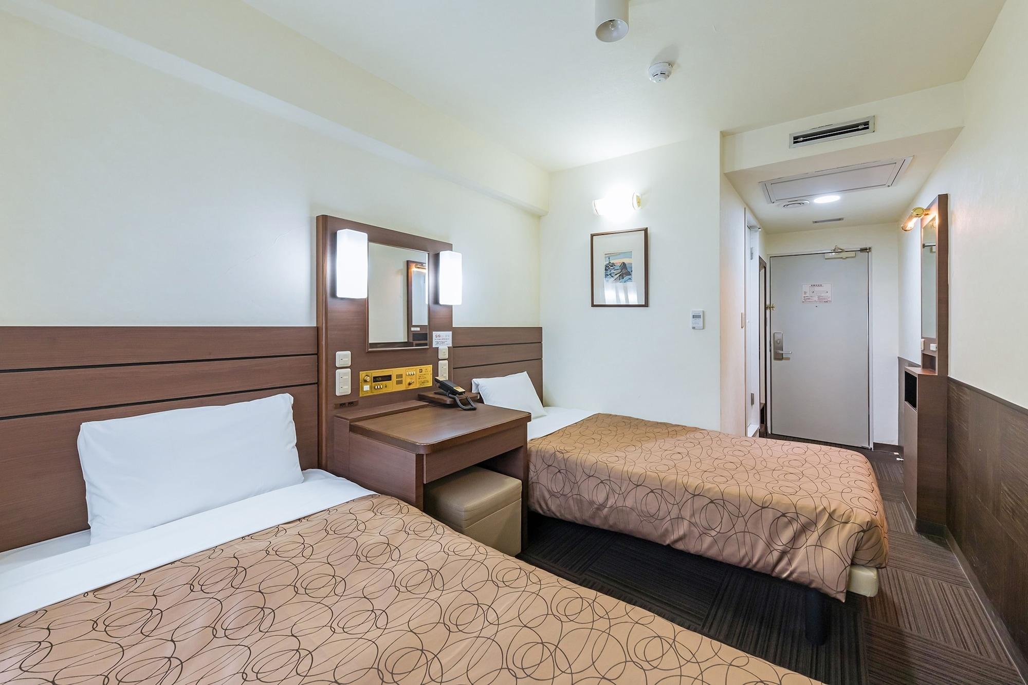 Akasaka Yoko Hotel 3*