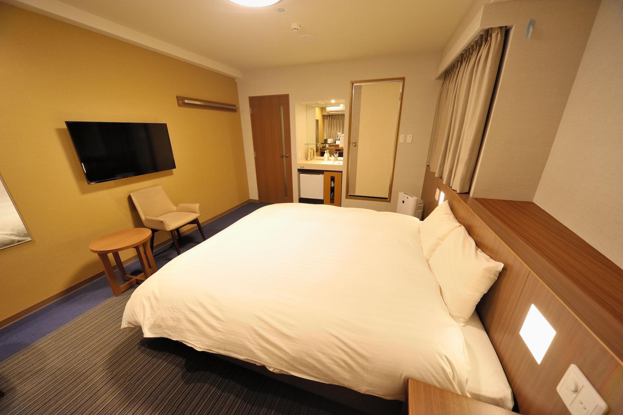 Hotel Dormy Express Meguro Aobadai Hot Spring 3*