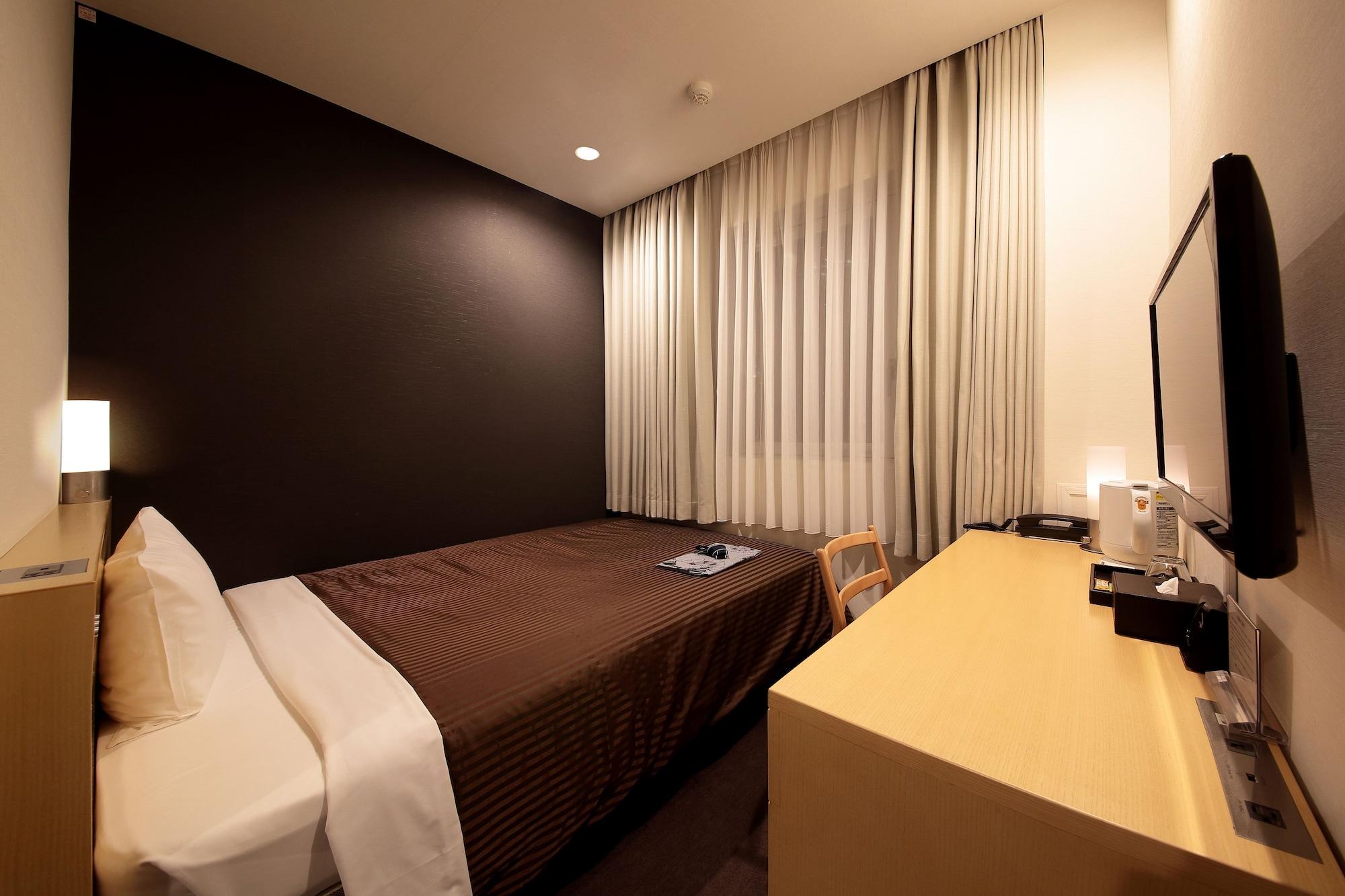 Center Of Japan Hotel 3*