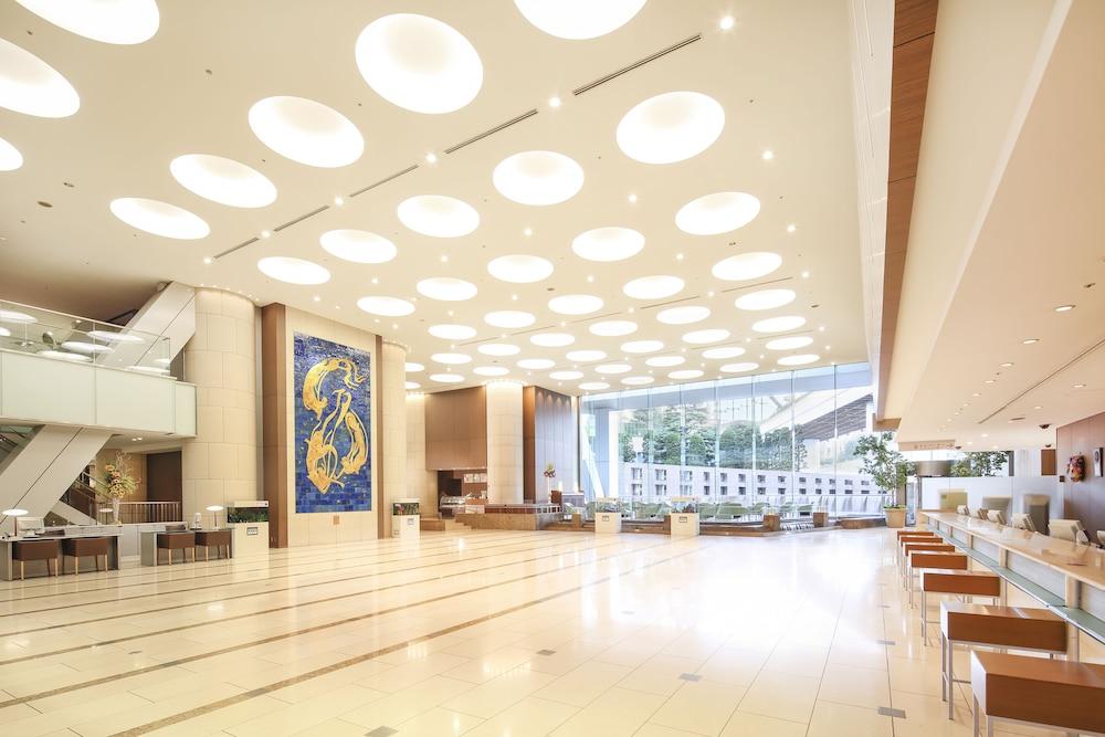 Dome Hotel 4*