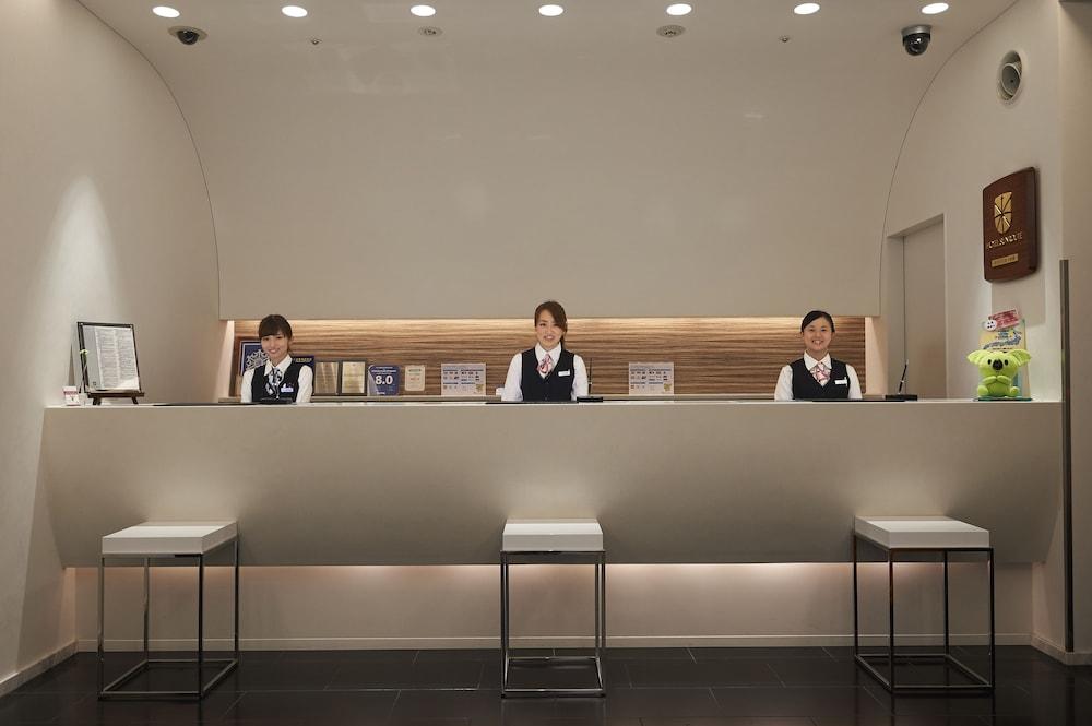 Sotetsu Fresa Shimbashi-karasumoriguchi 3*