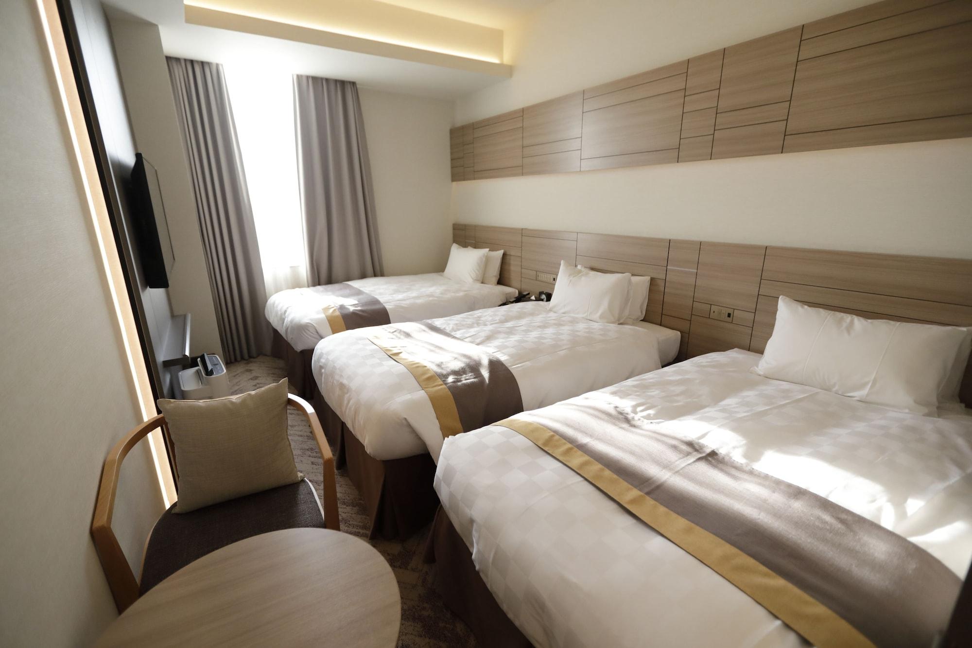 Nihon Seinenkan Hotel 3*