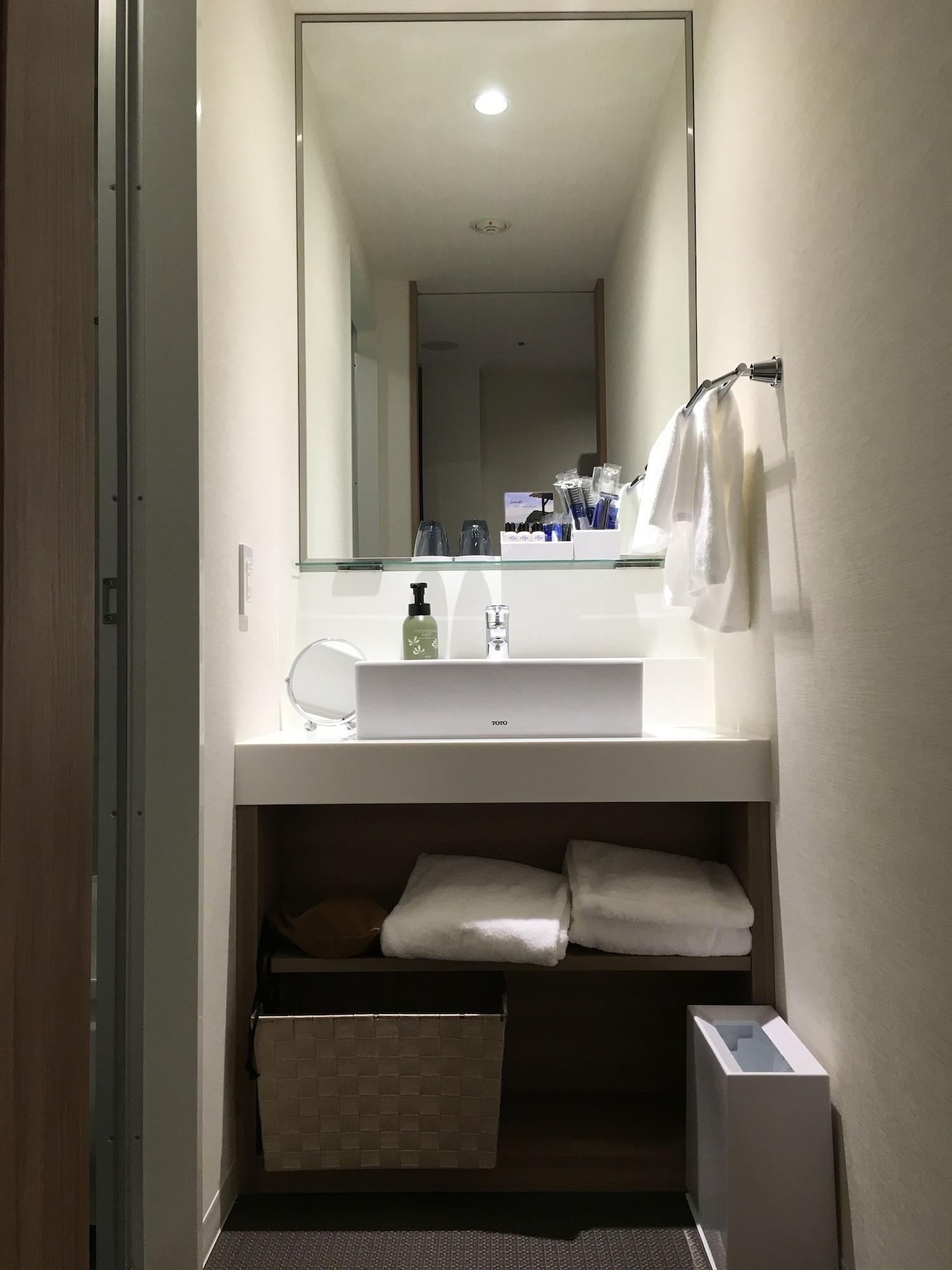 Hotel Nihon Seinenkan 3*