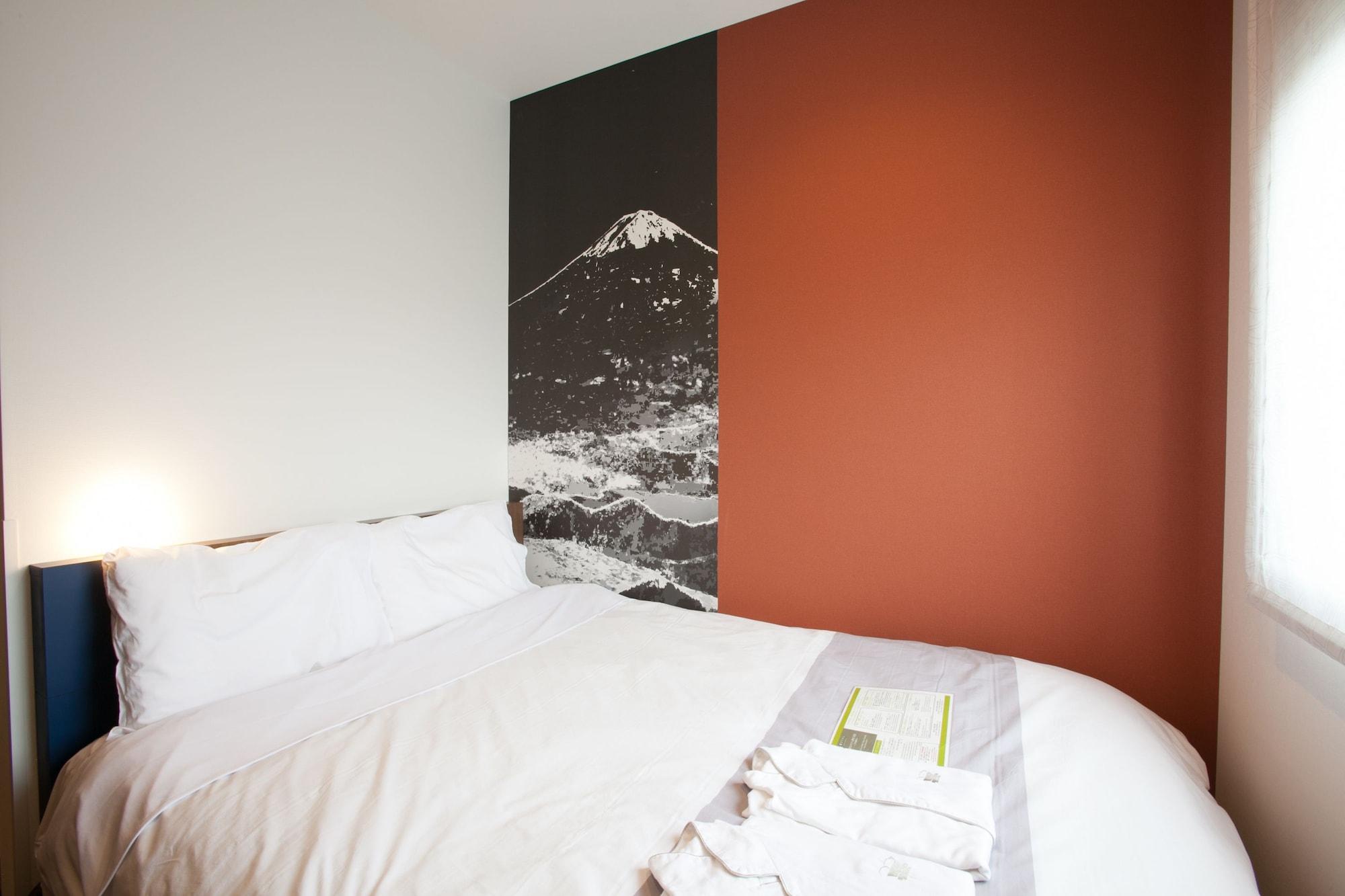 Hotel Henn Na Haneda 3*