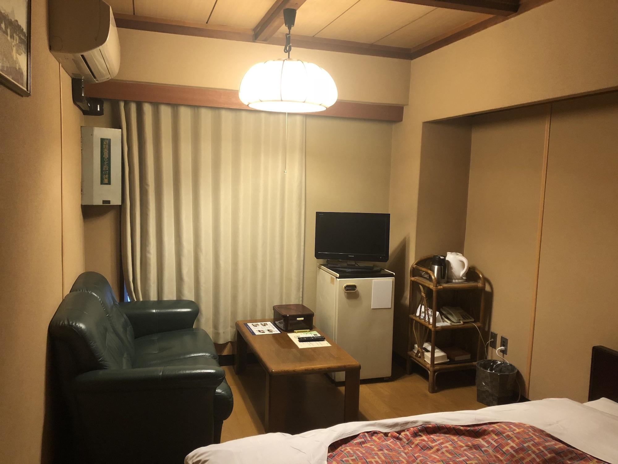 Ryokan Edoya 2*