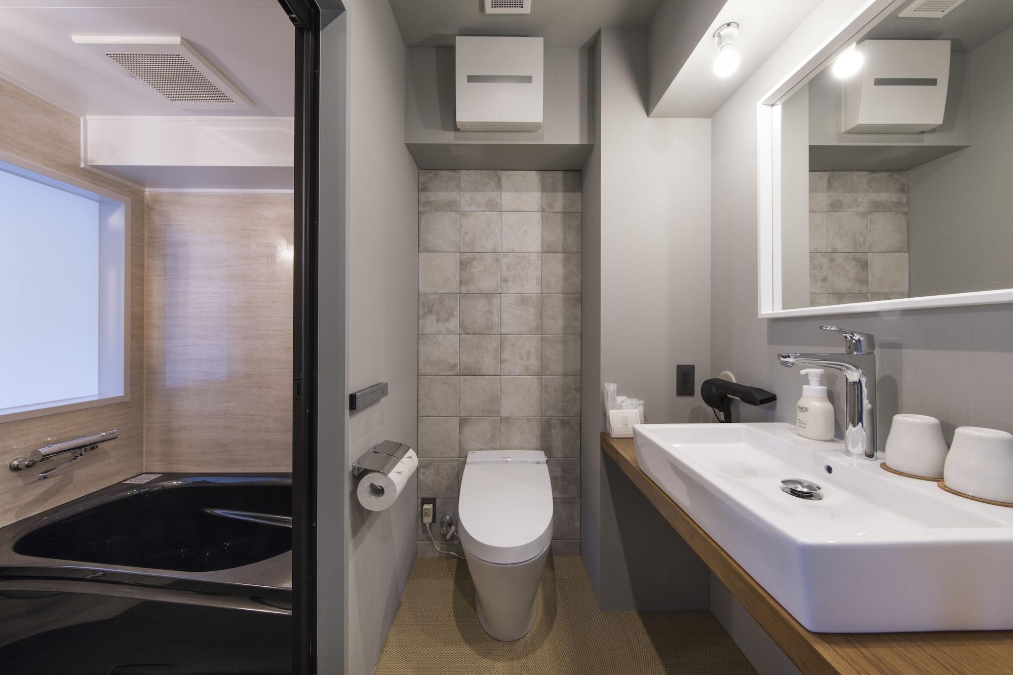 Vintage Hotel 3*