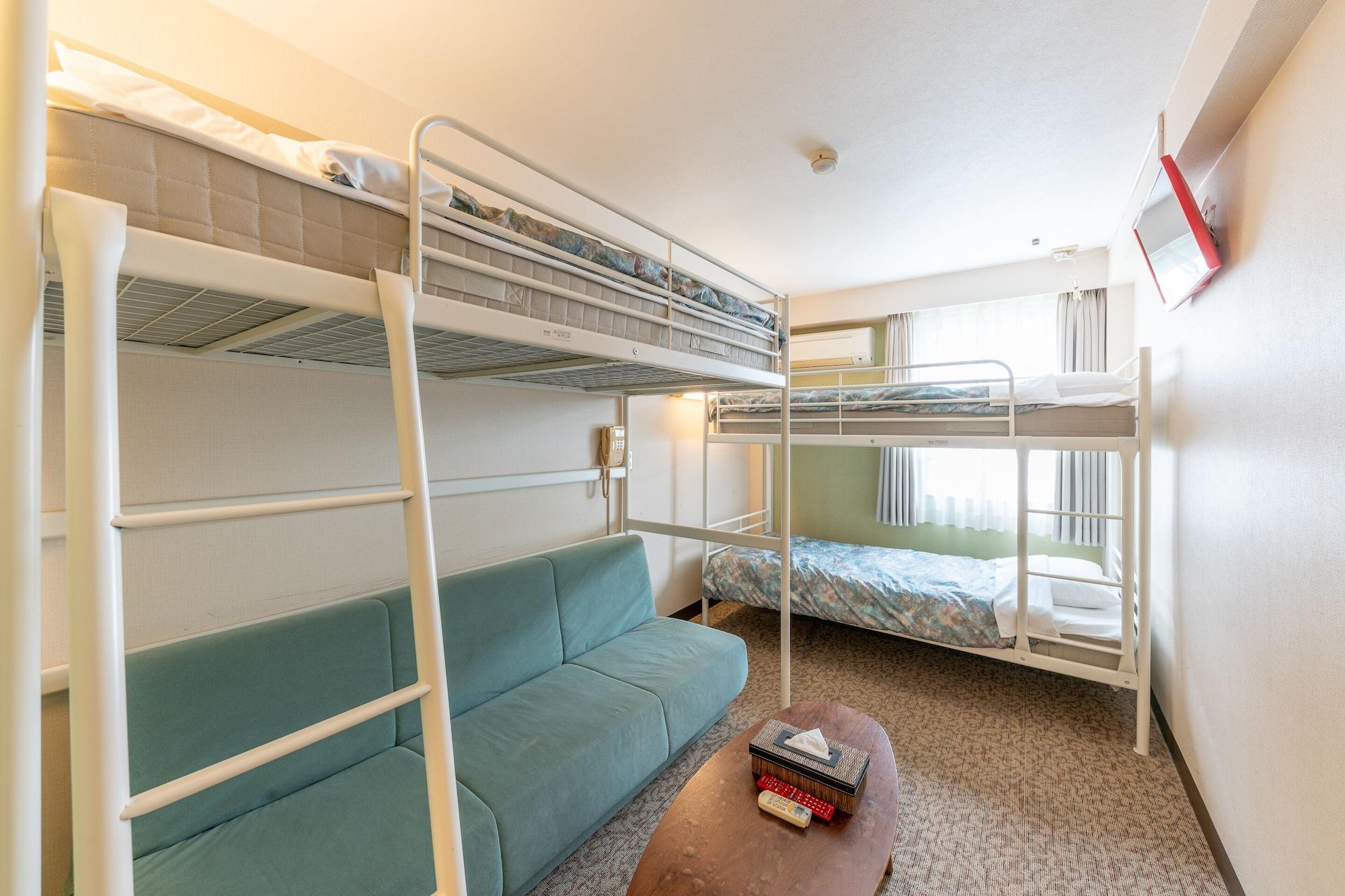 Hotel Family And Fiftys For Maihama 3*