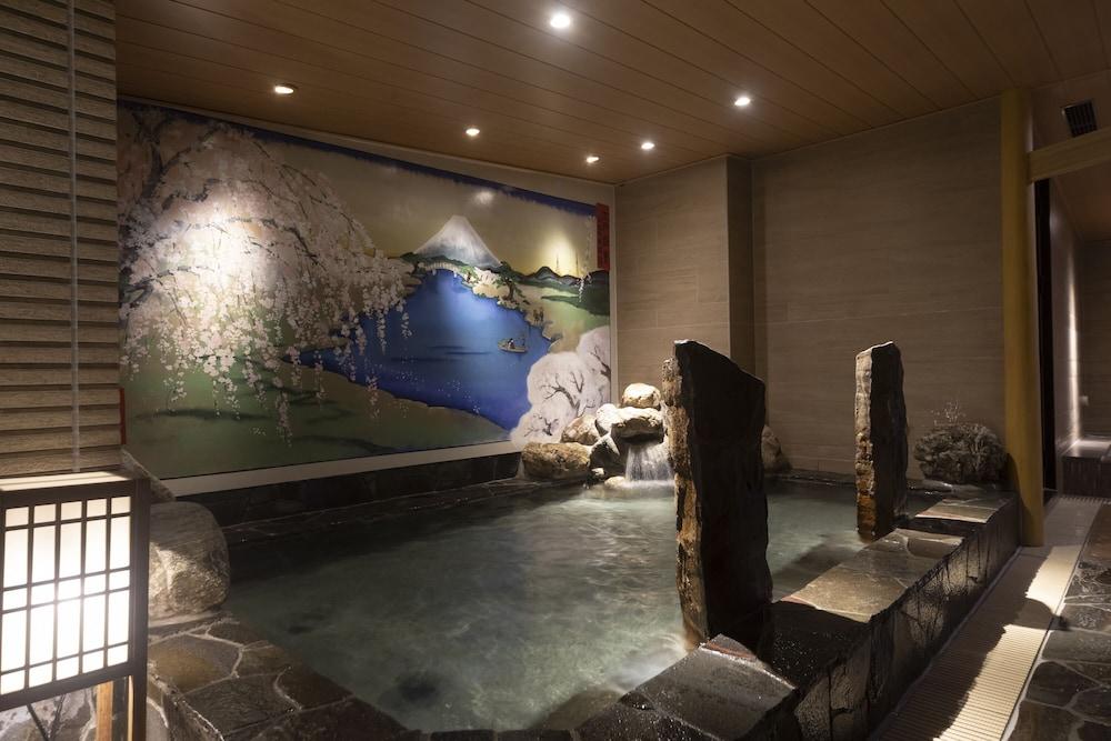 Hotel Dormy Korakuen 3*