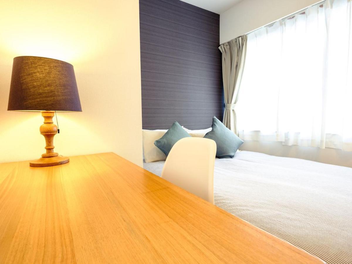 Hideout Apartment *