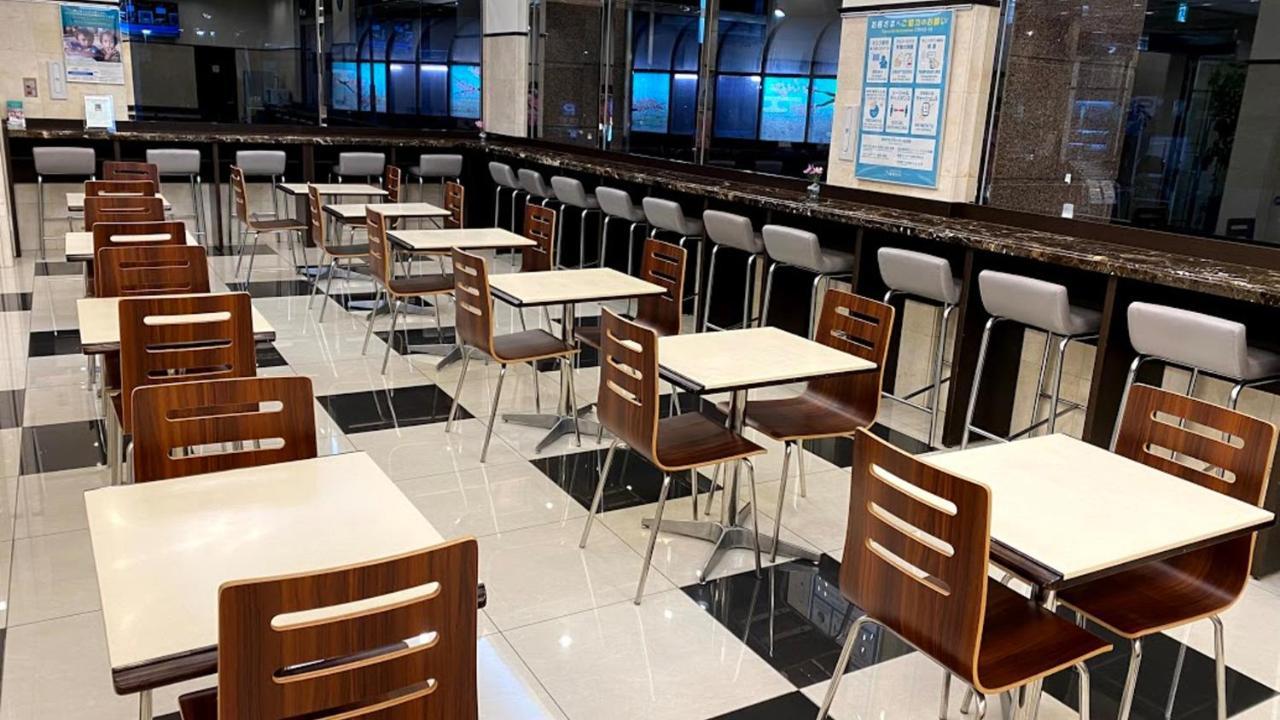 Toyoko Keihin Tohoku Sen Oji Eki Kita Guchi Hotel 3*