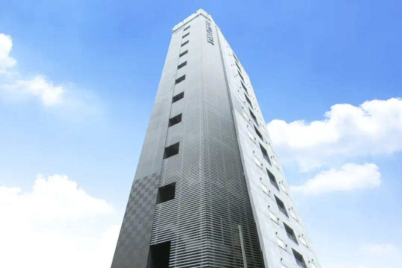 Livemax Ikebukuro Ekimae 3*