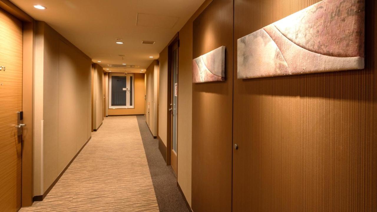 Via Shinjuku 3*