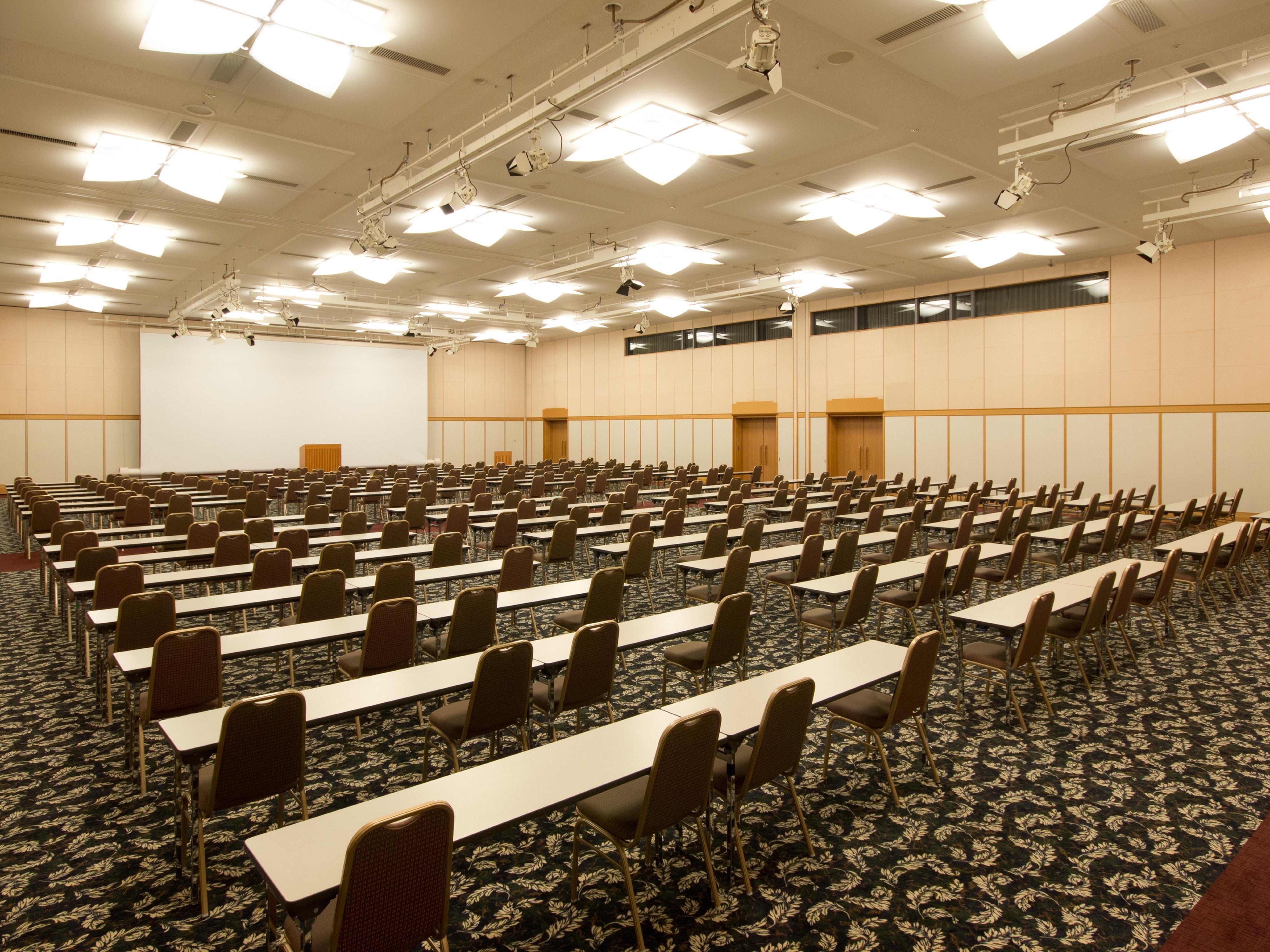 Toshi Center Hotel