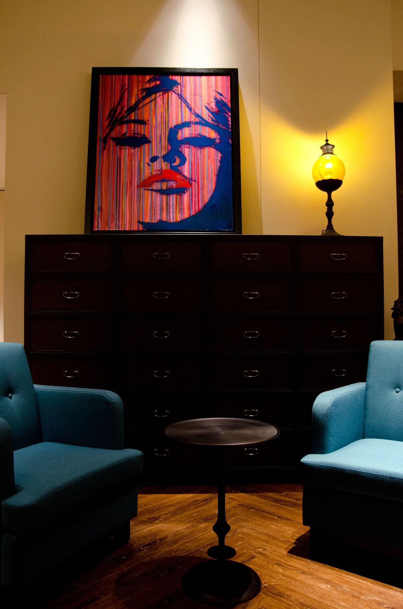 Courtyard By Marriott Station Hotel