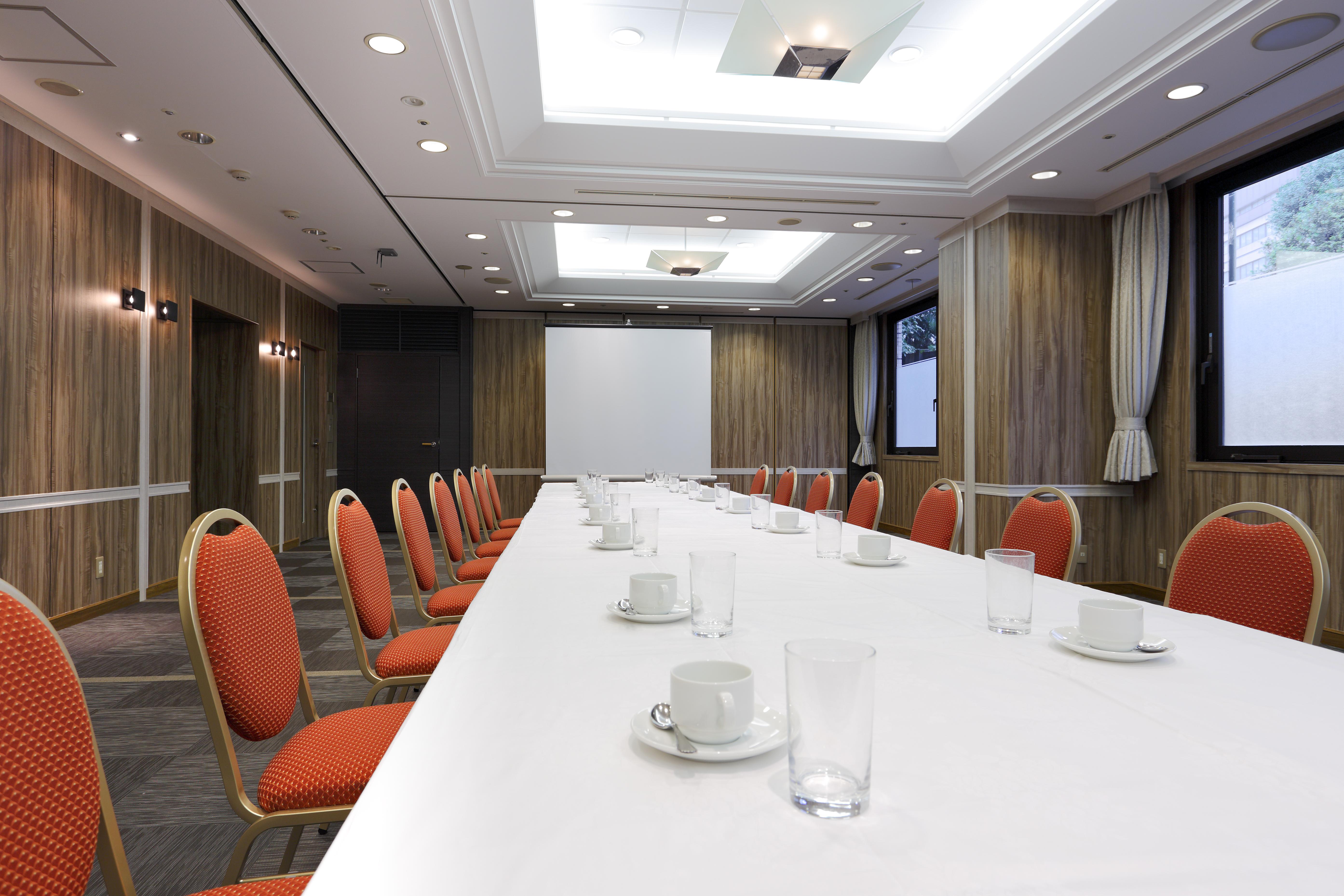 Toranomon Tokyu Rei Hotel 3*