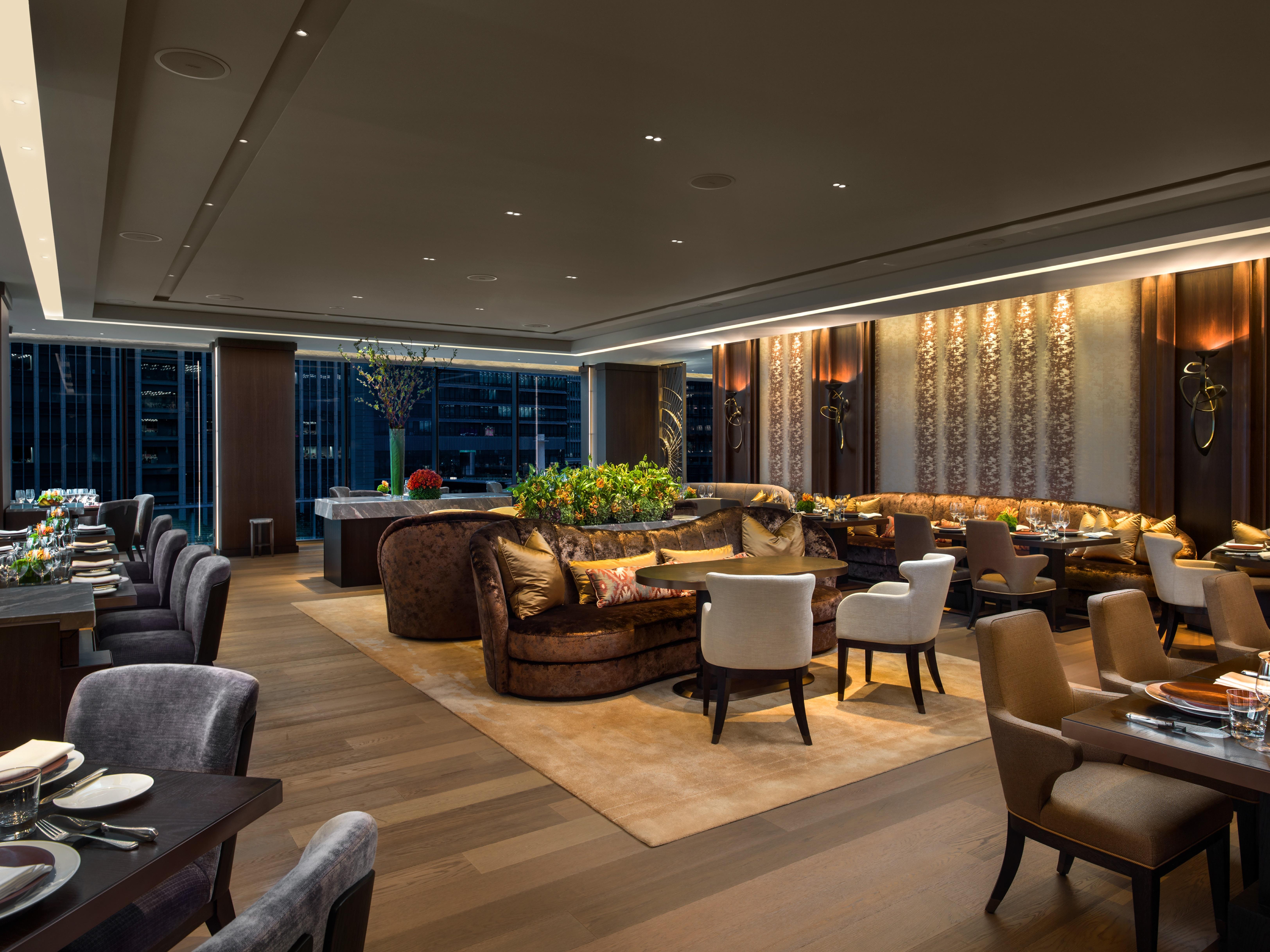 Four Seasons At Marunouchi