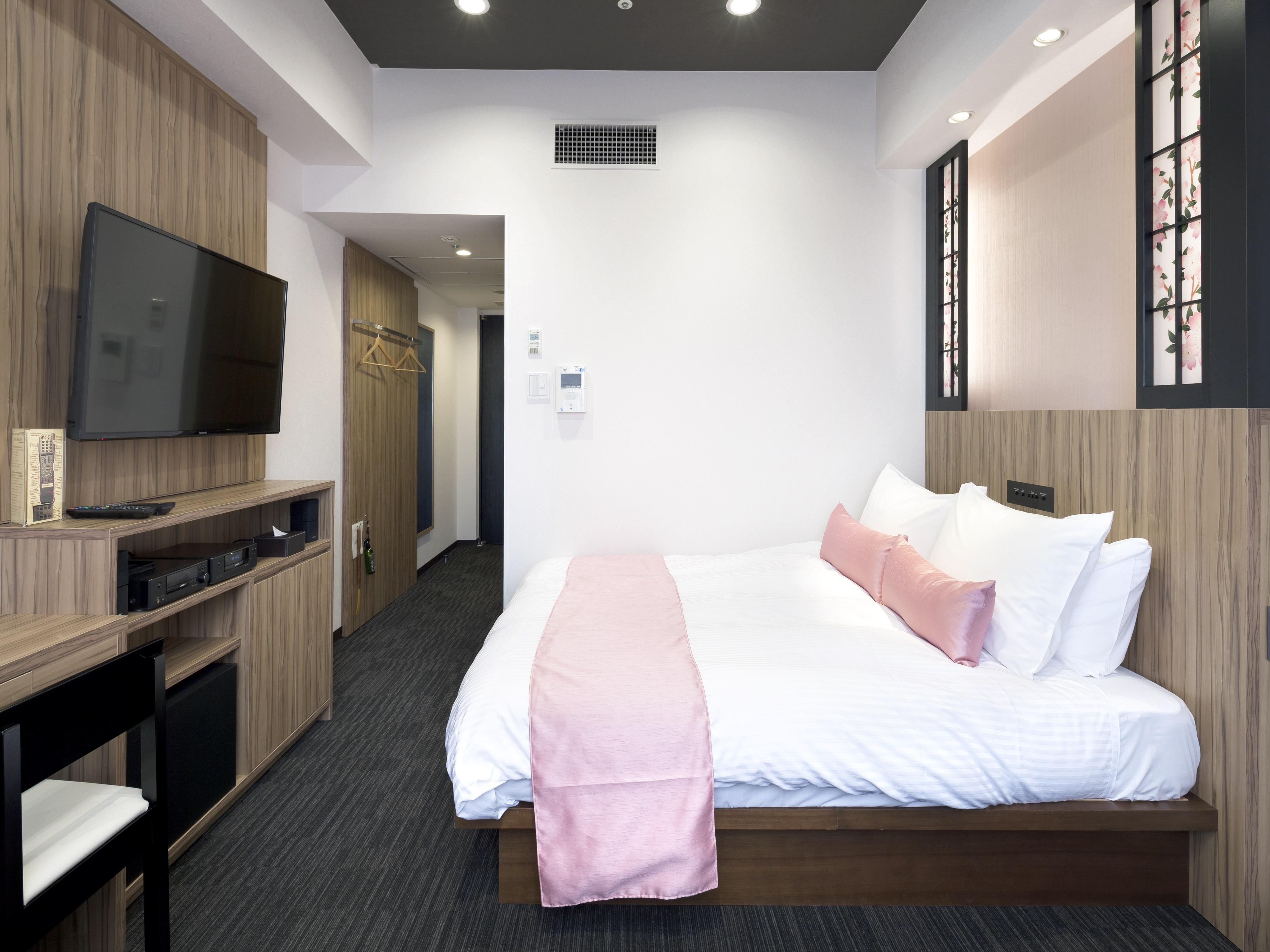 Hundred Shinjuku Aparthotel