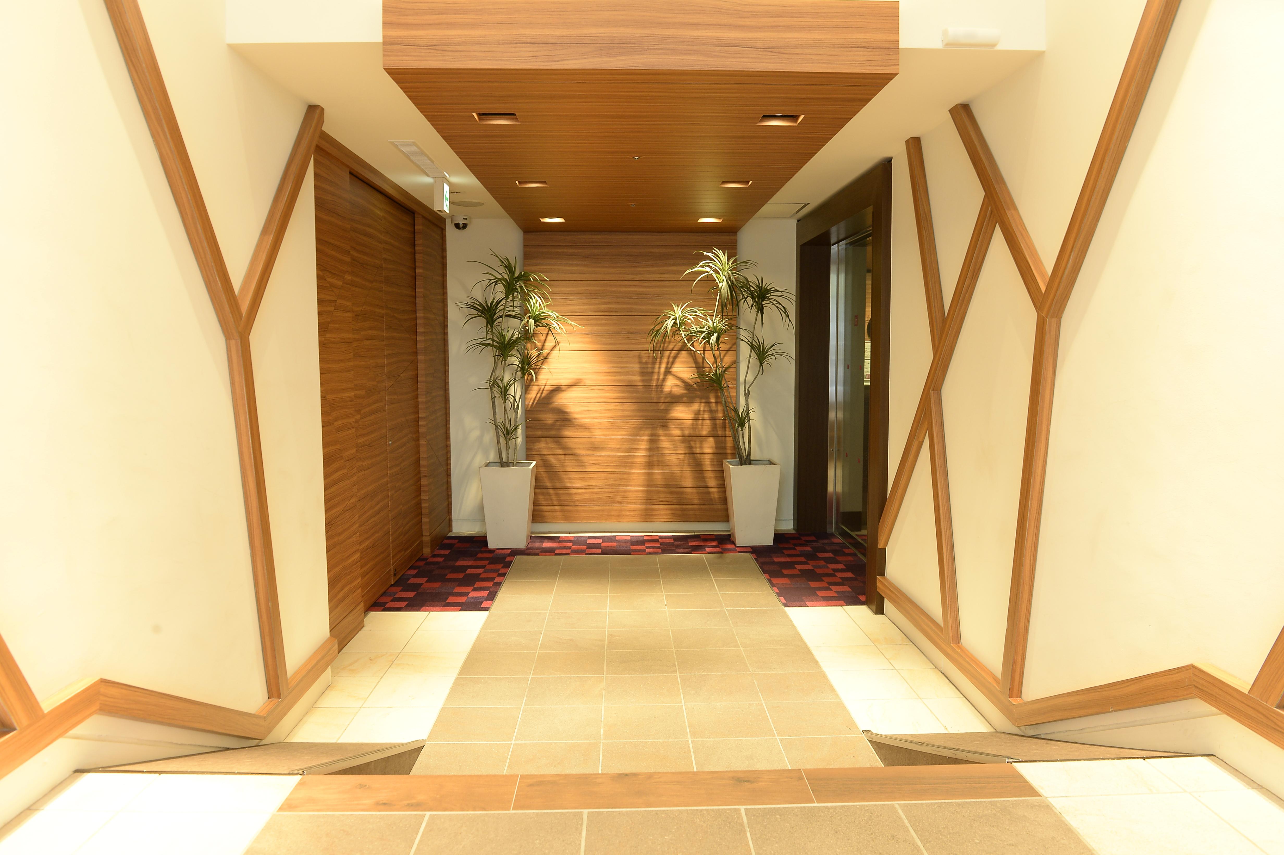 The B Akasaka