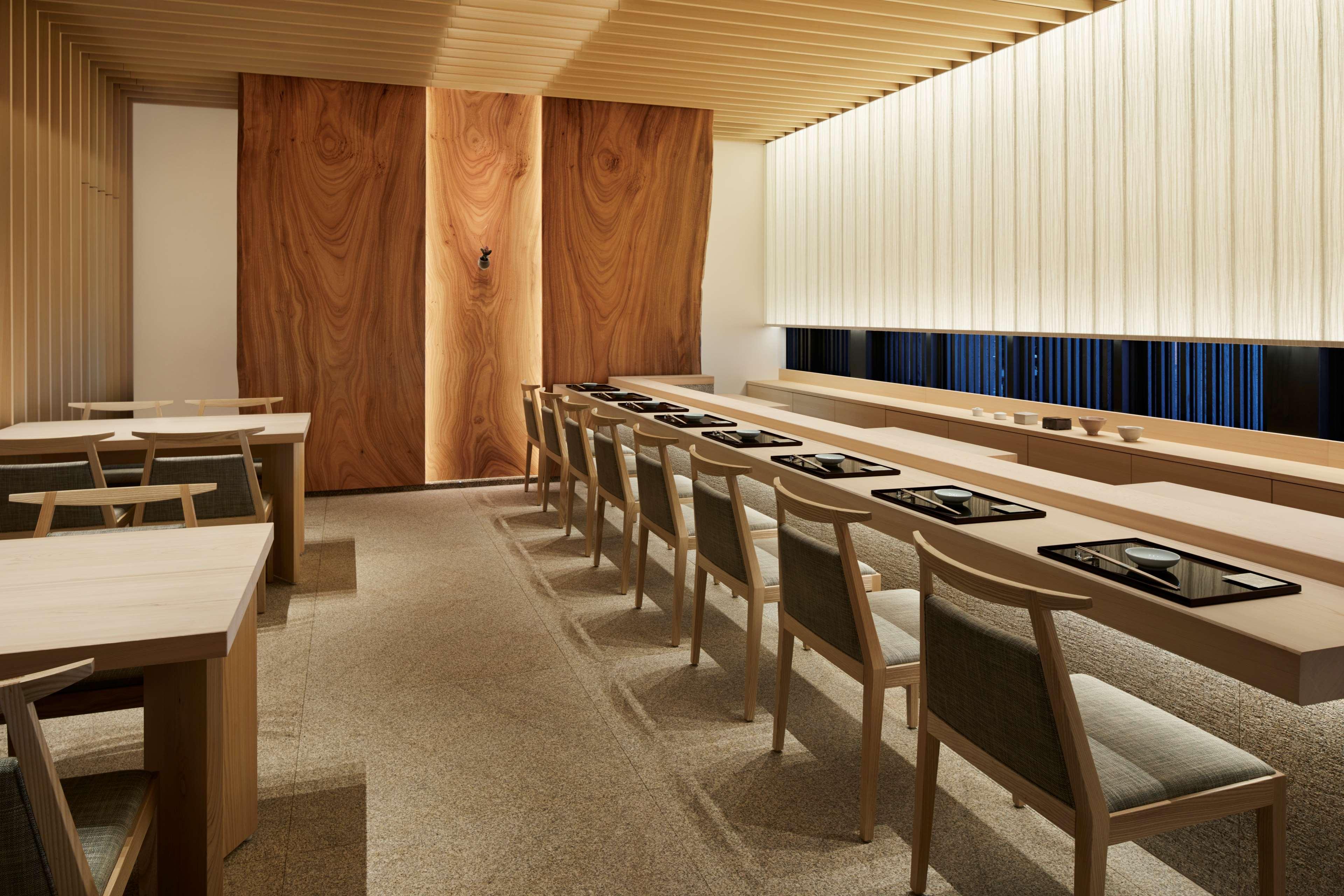 Aman Hotel 5*