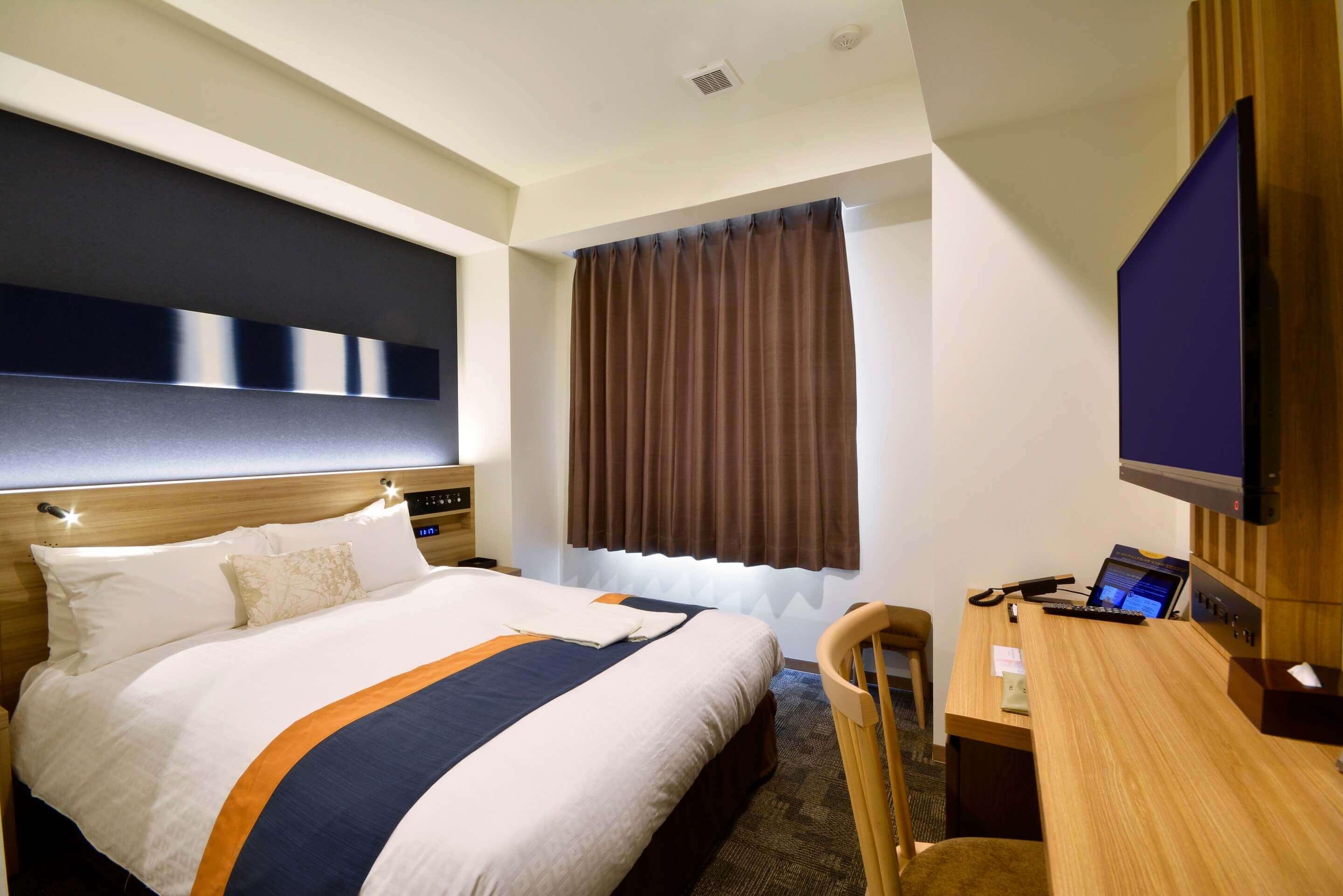 Rembrandt Style Nishikasai Grande Hotel 3*