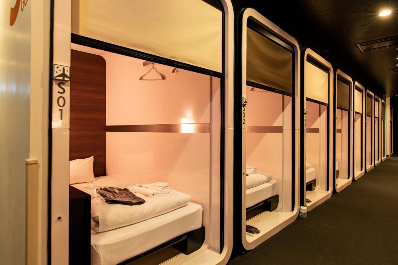 Capsule hotel First Haneda Terminal 1 Tokyo