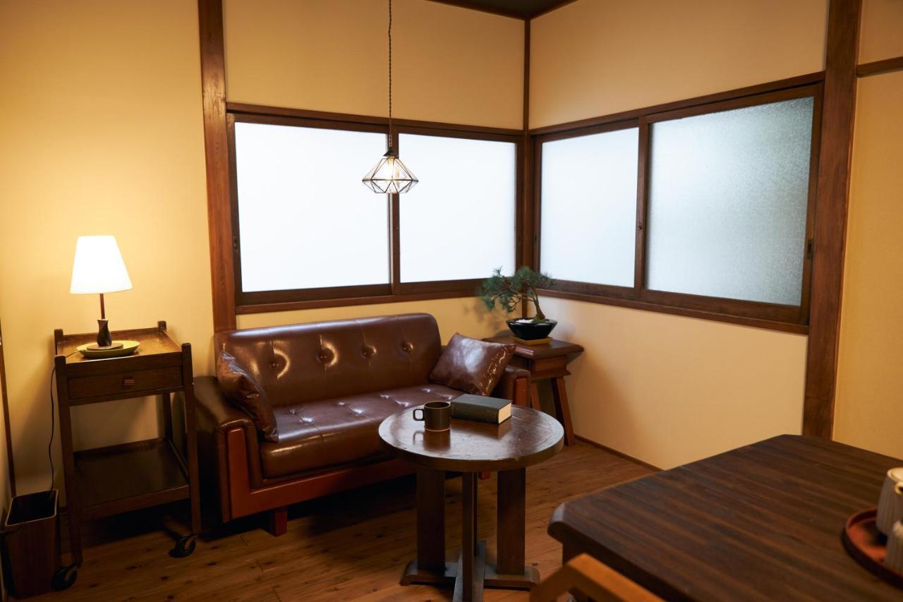 Kagurazaka Retro Bar & Apartment *