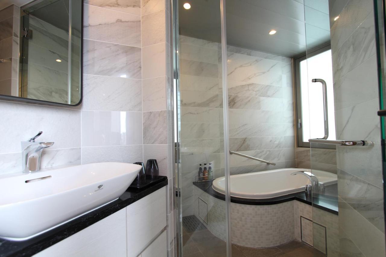 Hotel Koko Premier Nihonbashi Hamacho 3*