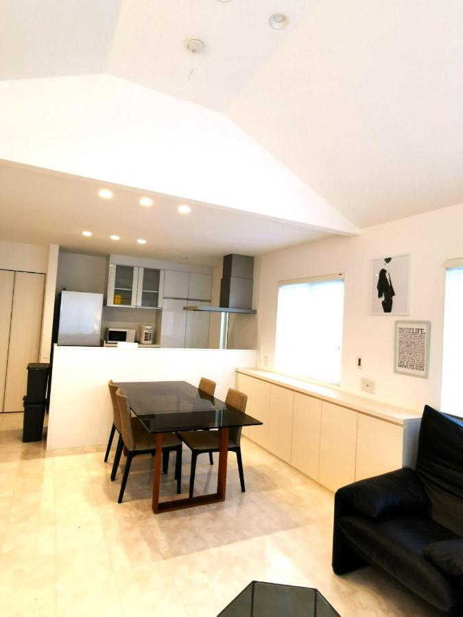 Homestay Bell House *