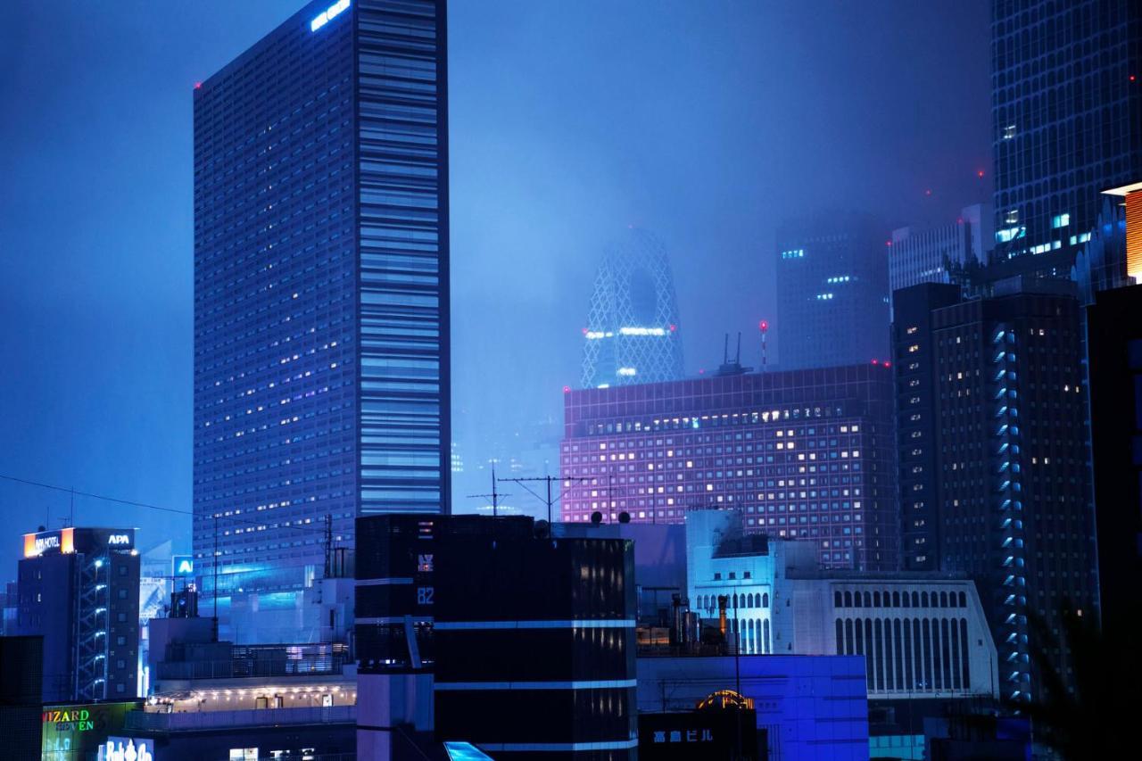 #6 Stylish With Beautiful Night View A Stop To Shinjuku Station