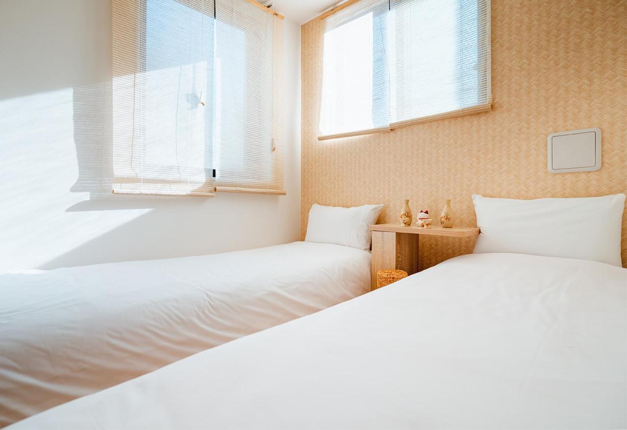 Ustay Nippori
