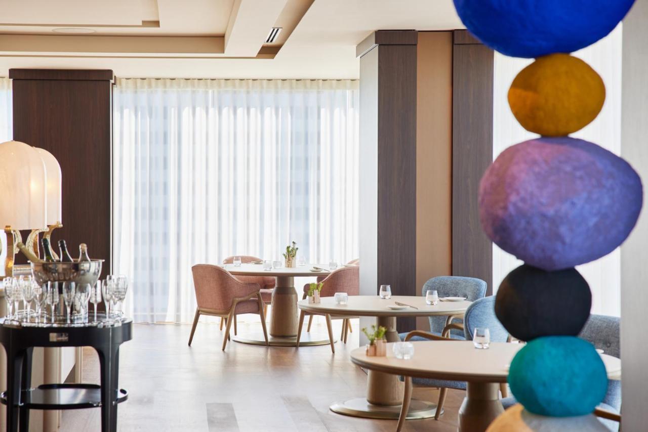 Four Seasons At Marunouchi 5*