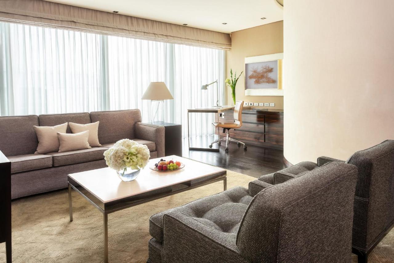 Hotel Four Seasons At Marunouchi 5*