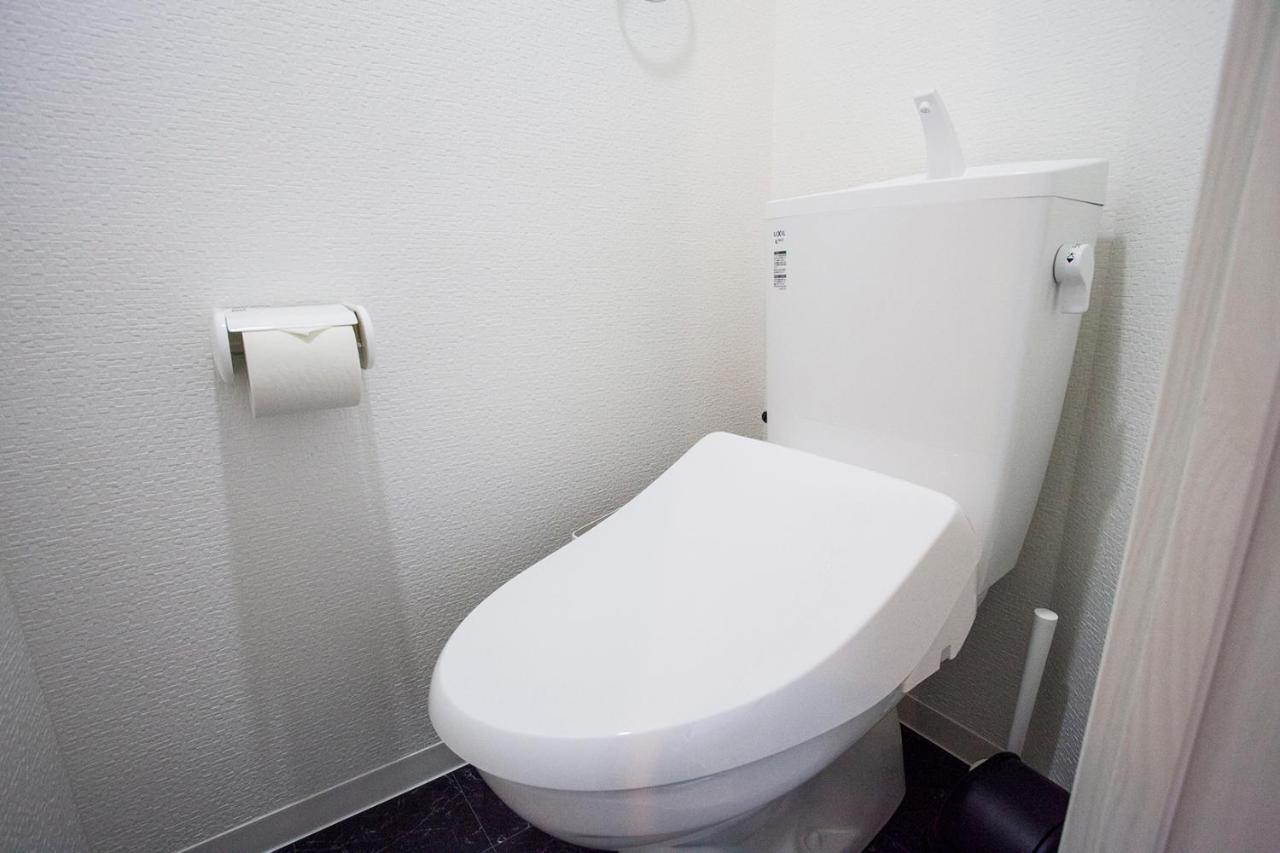 Ustay Nippori *