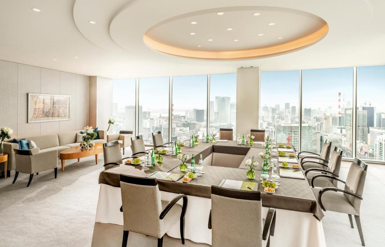 Four Seasons At Marunouchi Hotel Tokyo