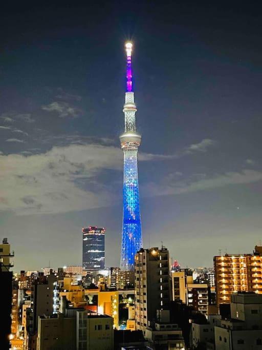 Apartment 浅草寺3分 浅草駅6分 開放畳寝室 2-6人 スカイツリービュー 駅近 成田空港直通&羽田空港直通 *