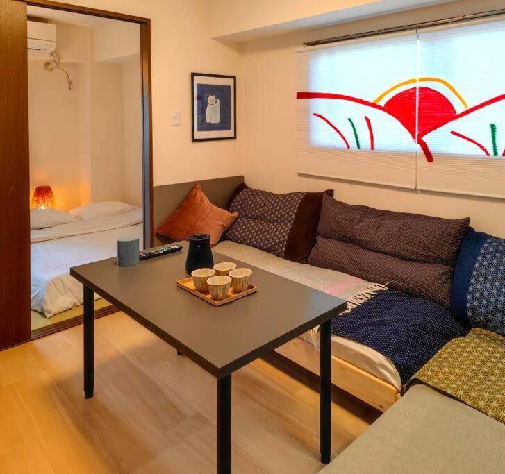 Apartment 浅草寺3分｜浅草寺駅6分｜畳寝室｜最大2~6人｜ベランダスカイツリー！空港直通！