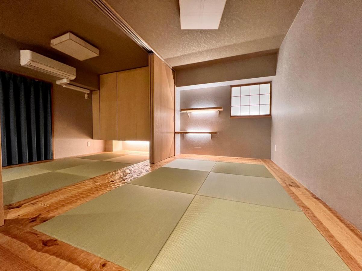 Asakusa Tatami Retreat: Convenient Metro Access * Tokyo