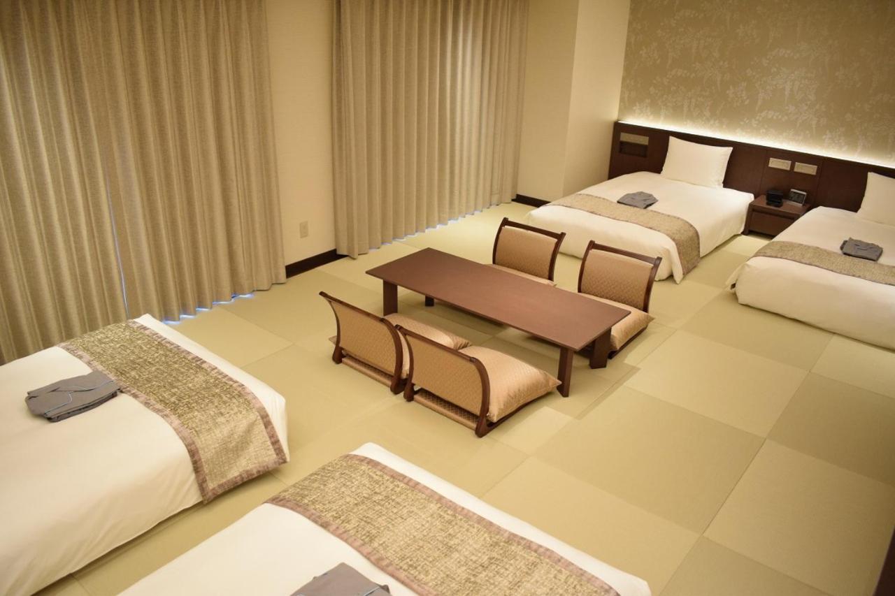 Hotel East Side Kaie