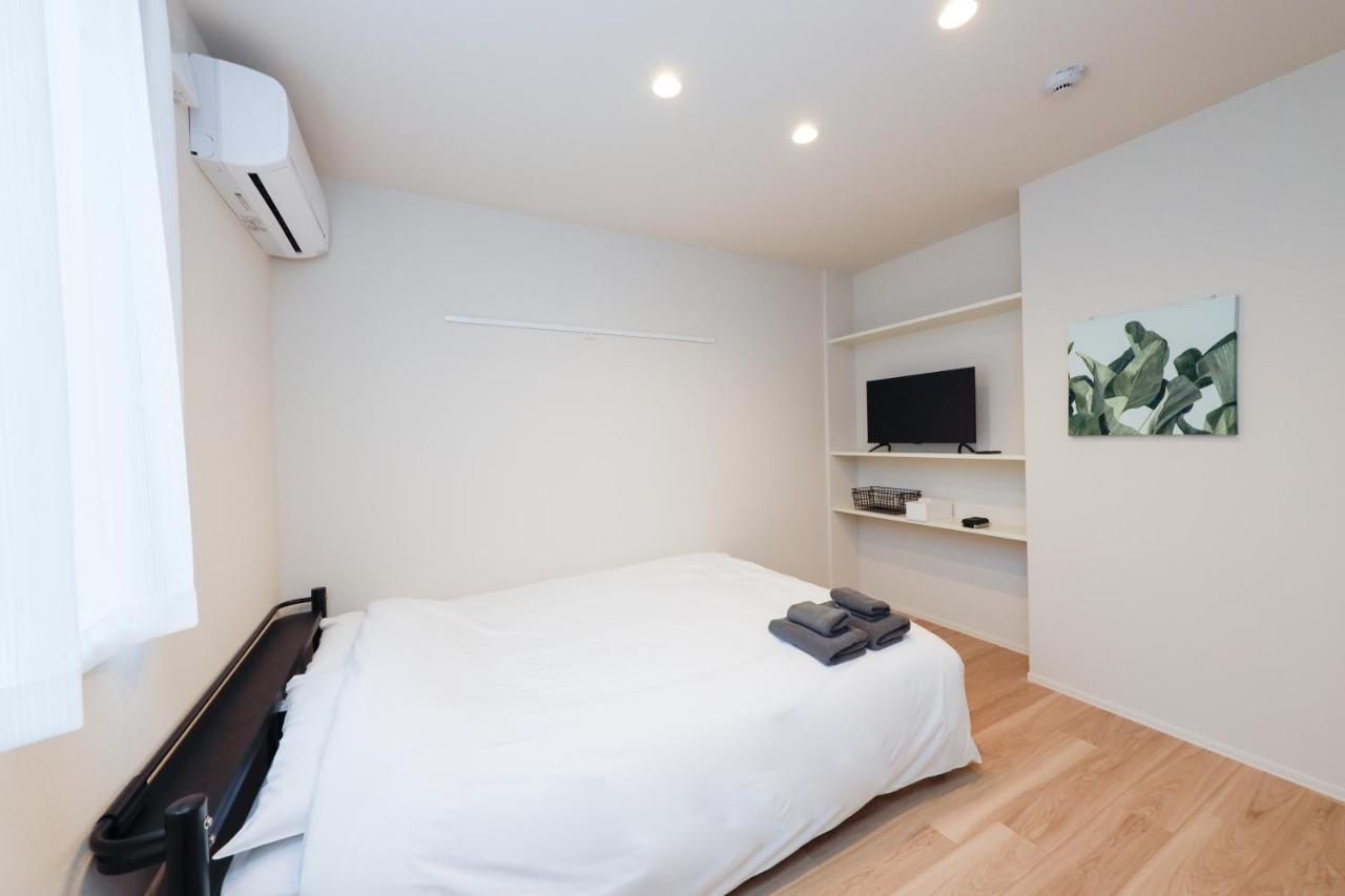 Apartment Higashi Komagata House