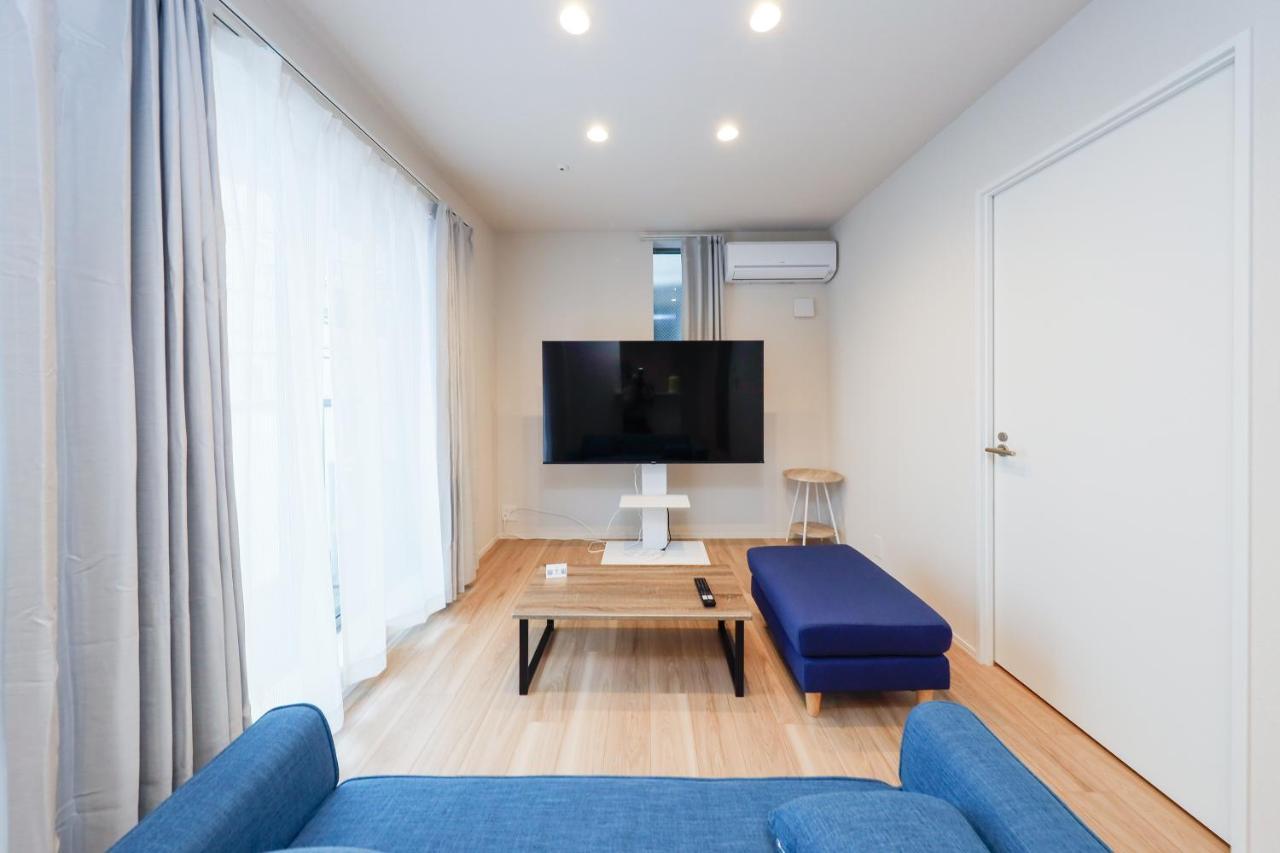 Higashi Komagata House * Tokyo