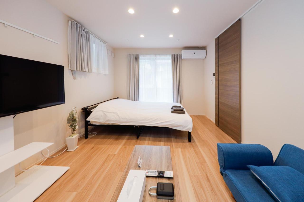 Higashi Komagata House Apartment