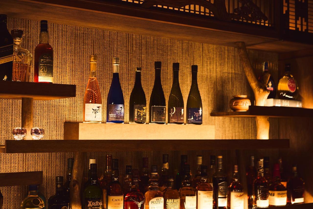 Kagurazaka Retro Bar & Apartment