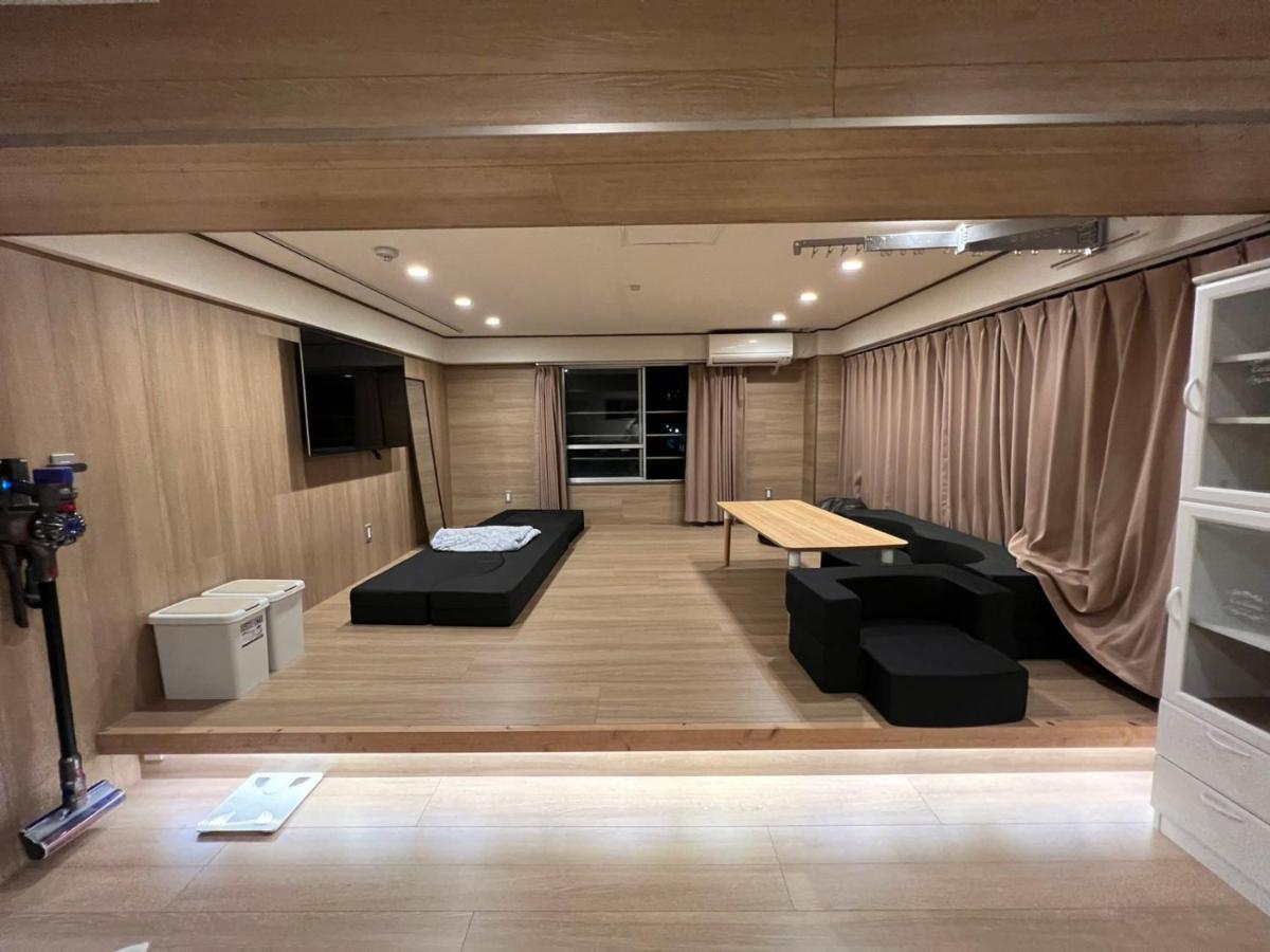 Ueno House Apartment