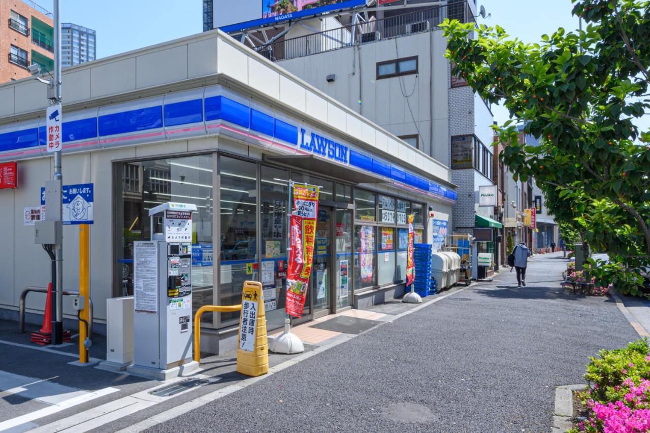 Apartment Premier Shinjuku Akebonobashi Front