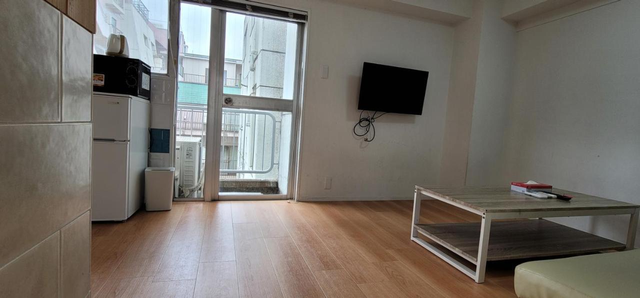 Rhodes Kagurazaka 3*