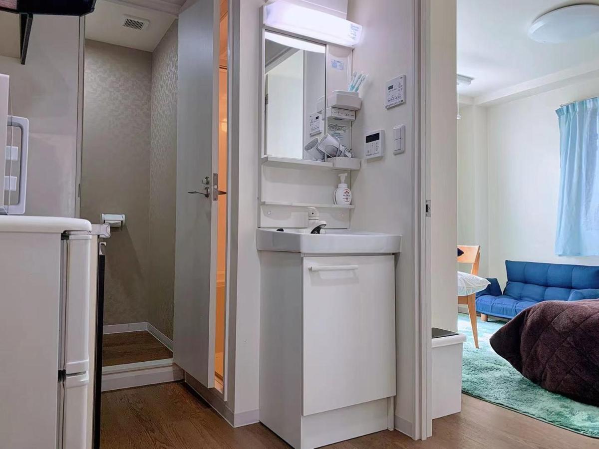 Ookubo Apartment: Modern Convenience Near Shinjuku * Tokyo