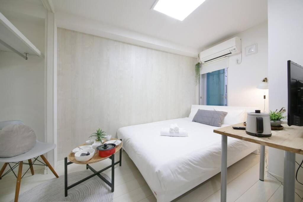 Apartment Real Kinshi 201
