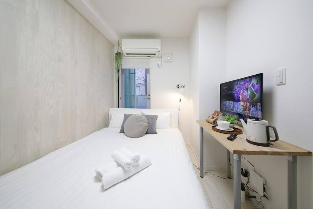 Real Kinshi 201 Apartment *